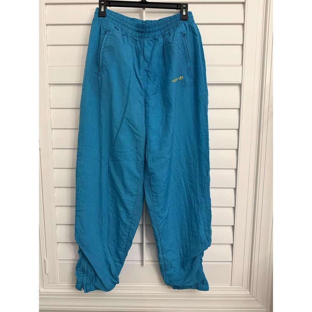 Vintage 90’s Adidas track pants with size ankle zipper size Large